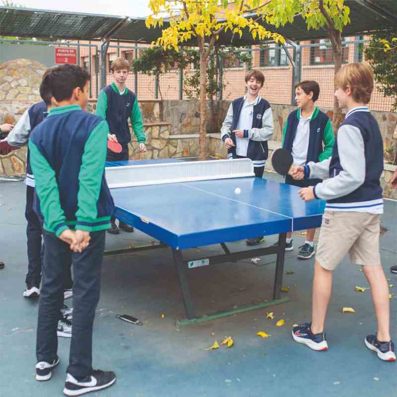 equipo-docente-liceo-sorolla-secundaria-scaled.jpg